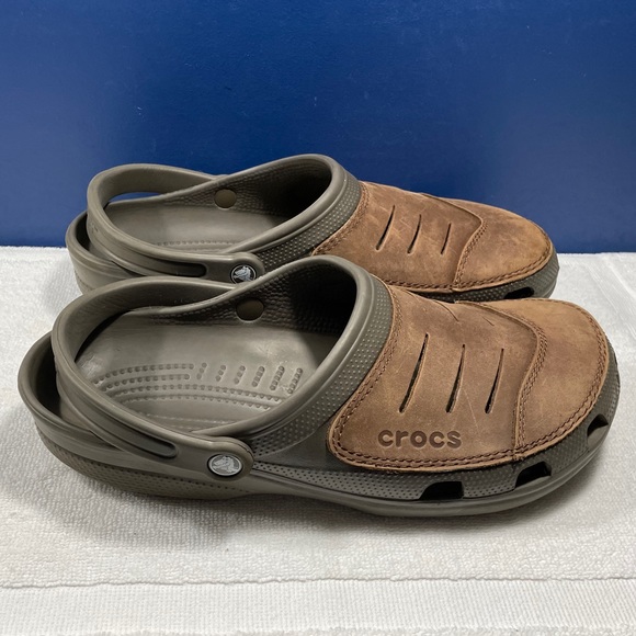 Crocs men's bogota clog hot sale